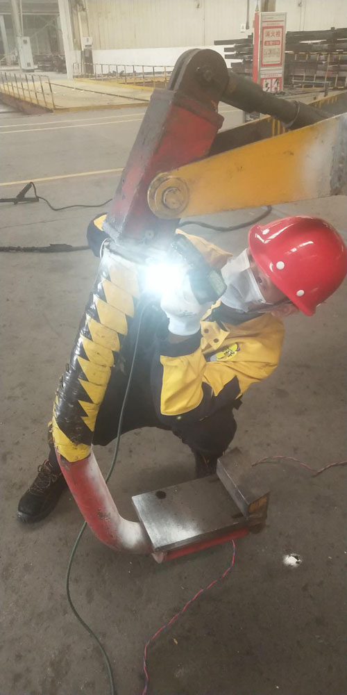 佛山北汽起重機吊鉤磁粉檢測3.jpg